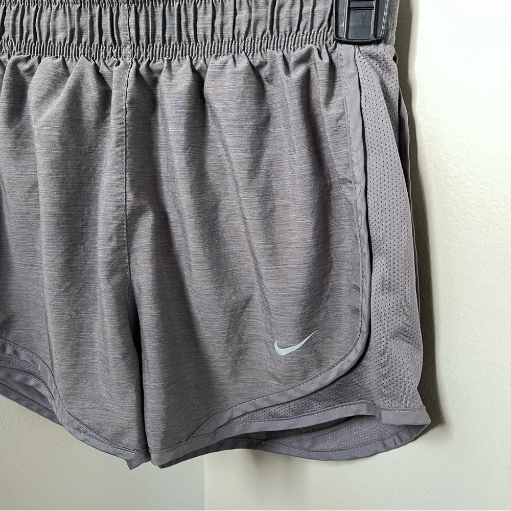 Nike Women's Gray Tempo 3” Inseam Running Shorts (Grey) - XS